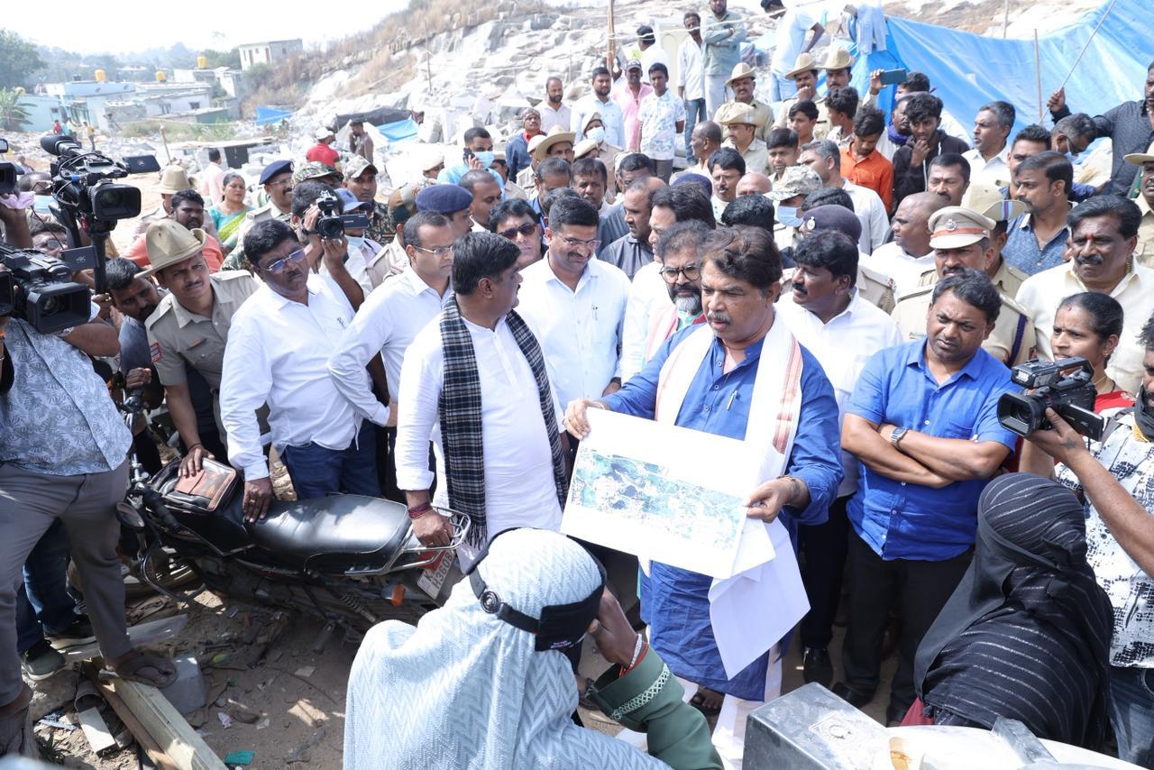 ಕೋಗಿಲು ಬಡಾವಣೆ ಅಕ್ರಮ, ಎನ್ಐಎ ತನಿಖೆಗೆ ವಹಿಸಿ