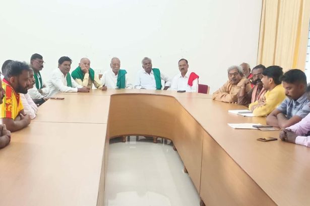 ನಗರದ ಬನ್ನಿಮಂಟಪ ಹೋರಾಟ ಕೇಂದ್ರಮಾಡಲು ಯತ್ನ