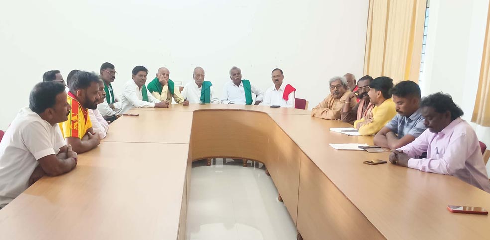 ನಗರದ ಬನ್ನಿಮಂಟಪ ಹೋರಾಟ ಕೇಂದ್ರಮಾಡಲು ಯತ್ನ