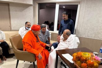 ಶಾಮನೂರು ಶಿವಶಂಕಪ್ಪ ಅವರ ಸಾವು ನಾಡಿಗೆ ತುಂಬಲಾರದ ನಷ್ಟ-ಸಿರಿಗೆರೆ ಶ್ರೀಗಳು