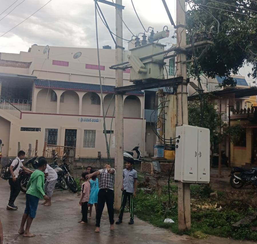  ಮಕ್ಕಳ ಜೀವಕ್ಕೆ ಕುತ್ತು ತರುವ ವಿದ್ಯುತ್ ಪರಿವರ್ತಕ