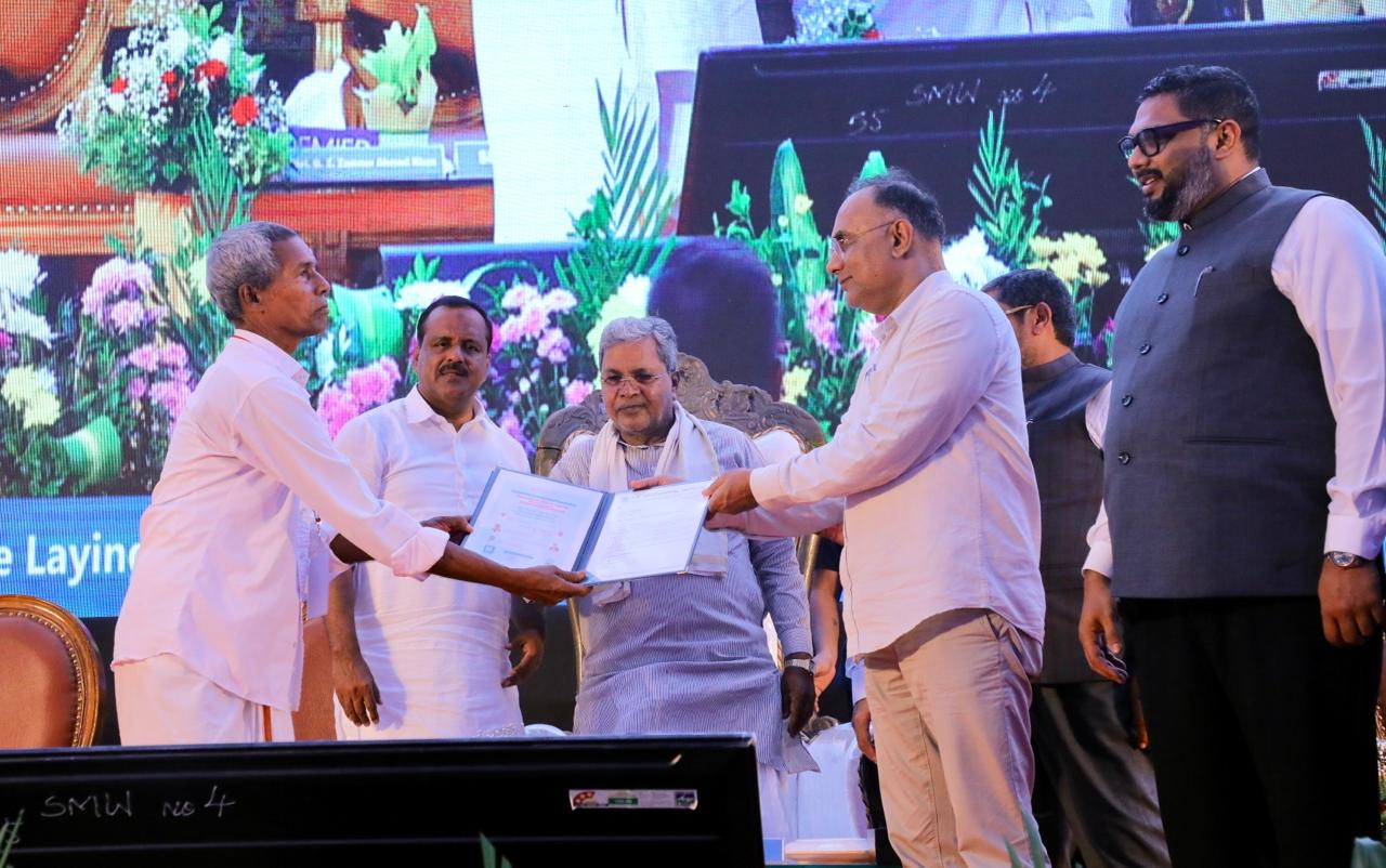 ವಿದ್ಯಾರ್ಥಿಗಳು ಆಧುನಿಕ ಶಿಕ್ಷಣದ ಜೊತೆಗೆ ವೈಜ್ಞಾನಿಕ, ವೈಚಾರಿಕ ಜ್ಞಾನ ಹೊಂದಿರಬೇಕು-ಸಿಎಂ