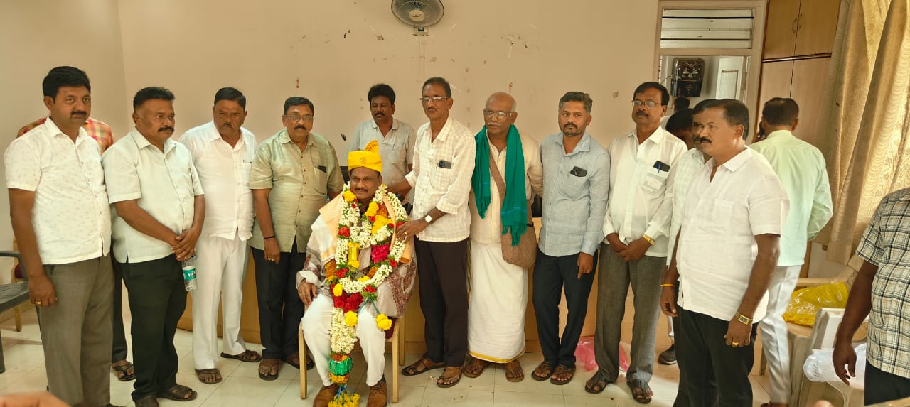 ಡಾ.ಜೆ.ರಾಜು ಬೇತೂರುಪಾಳ್ಯ ಅವರಗೆ ಕುಂಚಿಟಿಗ ಸಂಘದಿಂದ ಸನ್ಮಾನ