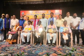 ರಾಷ್ಟ್ರೀಯ ಯುವ ಪ್ರಶಸ್ತಿ ಸ್ವೀಕರಿಸಿದ ಕೋಡಿಹಳ್ಳಿ ಟಿ. ಶಿವಮೂರ್ತಿ