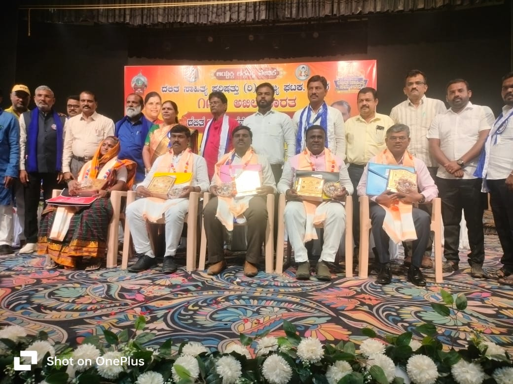 ರಾಷ್ಟ್ರೀಯ ಯುವ ಪ್ರಶಸ್ತಿ ಸ್ವೀಕರಿಸಿದ ಕೋಡಿಹಳ್ಳಿ ಟಿ. ಶಿವಮೂರ್ತಿ