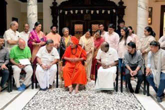 ಶಿವಶಂಕರಪ್ಪ ಅವರ ಸ್ಮೃತಿ ಸ್ಥಳಕ್ಕೆ ತೆರಳಿ ಭಾವಪೂರ್ಣ ಶ್ರದ್ಧಾಂಜಲಿ ಅರ್ಪಿಸಿದ ಕೇಂದ್ರ ಸಚಿವ ಕುಮಾರಸ್ವಾಮಿ