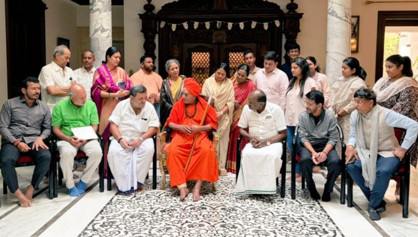 ಶಿವಶಂಕರಪ್ಪ ಅವರ ಸ್ಮೃತಿ ಸ್ಥಳಕ್ಕೆ ತೆರಳಿ ಭಾವಪೂರ್ಣ ಶ್ರದ್ಧಾಂಜಲಿ ಅರ್ಪಿಸಿದ ಕೇಂದ್ರ ಸಚಿವ ಕುಮಾರಸ್ವಾಮಿ