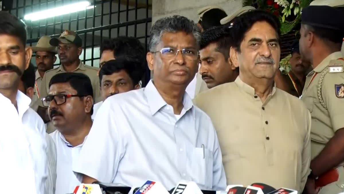 ಬೆಳಗಾವಿ ಜಿಲ್ಲೆ ವಿಭಜನೆ ಚರ್ಚೆ ಸಾಧ್ಯತೆ-ಸತೀಶ್ ಹೊರಕಿಹೊಳಿ