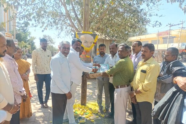 ಲಿಂಗೈಕ್ಯ ಶ್ರೀ ಸಿದ್ದರಾಮನಂದ ಪುರಿ ಶ್ರೀಗಳಿಗೆ ನುಡಿನಮನ