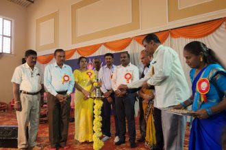 ಸಭಿಕರ ಗಮನ ಸೆಳೆದ ಪುಟಾಣಿಗಳು