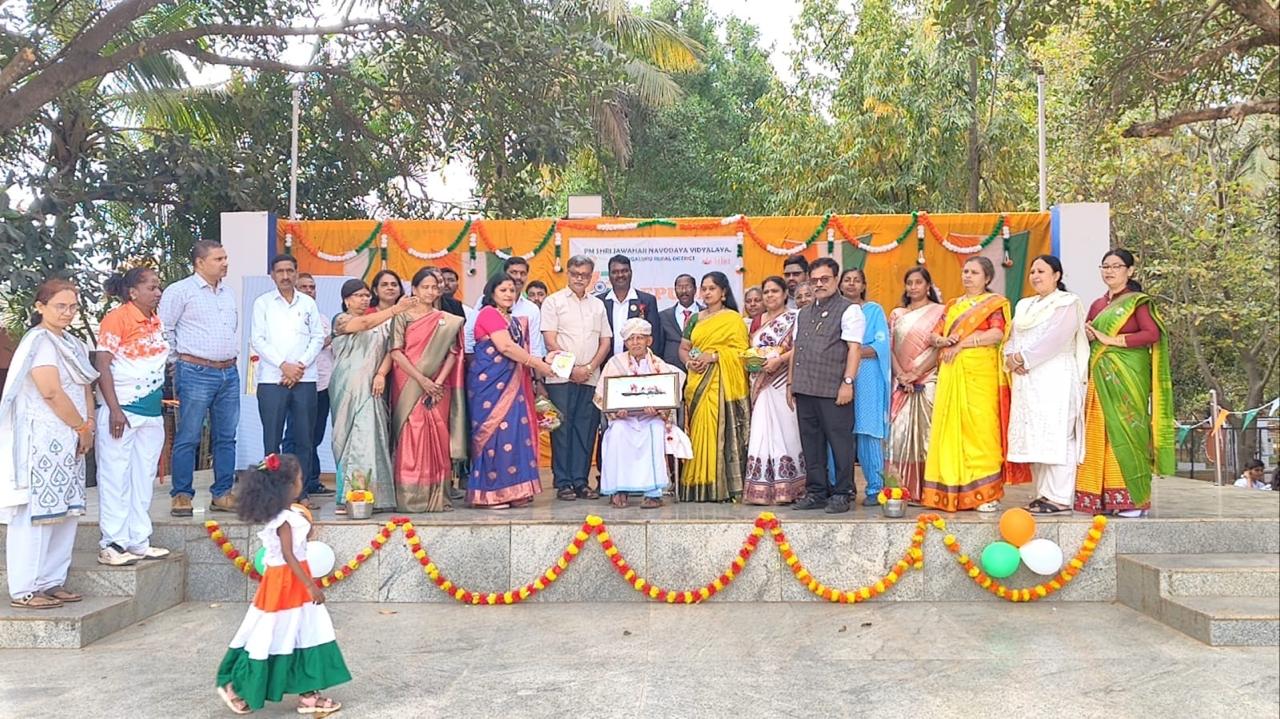 ನವೋದಯ ವಿದ್ಯಾಲಯದಲ್ಲಿ ಸಂಭ್ರಮದ ಗಣ ರಾಜ್ಯೋತ್ಸವ