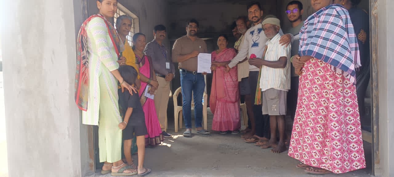 ಹಾಲು ಉತ್ಪಾದಕರ ಕಟ್ಟಡ ನಿರ್ಮಾಣಕ್ಕೆ ಧರ್ಮಸ್ಥಳದಿಂದ 2 ಲಕ್ಷ ಡಿಡಿ