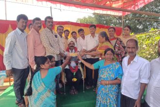 ನಾಗೇನಹಳ್ಳಿ ಶಾಲೆಯ ಶಿಕ್ಷಕ ನಾರಾಯಣಪ್ಪನವರಿಗೆ ಬೀಳ್ಕೊಡಿಗೆ