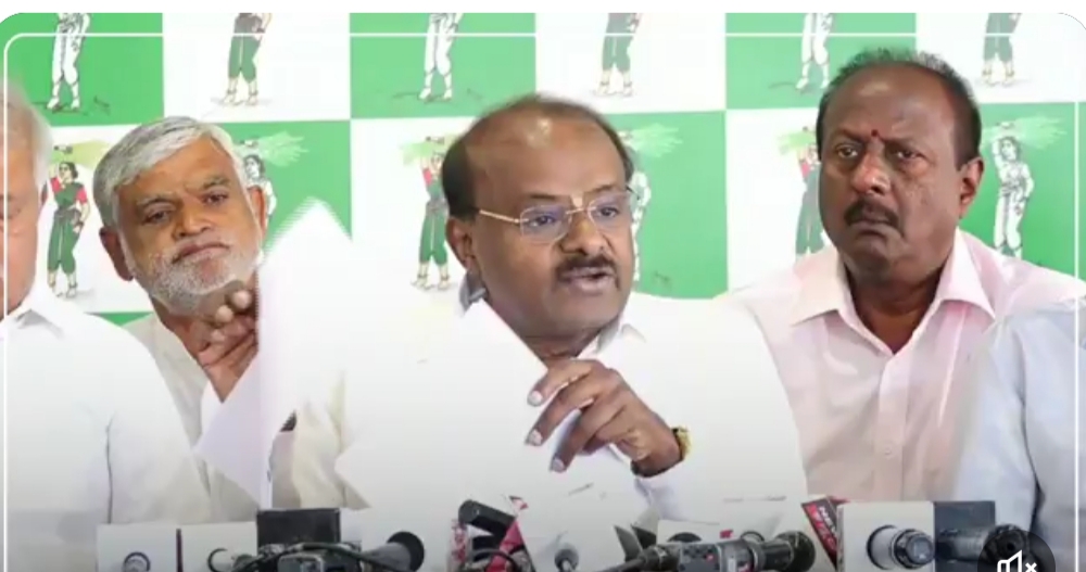 ಐಜಿ, ಎಎಸ್ಪಿ, ಡಿವೈಎಸ್ಪಿ ಅಮಾನತು ಮಾಡಿ ಬಳ್ಳಾರಿ ಘಟನೆ ಸಿಬಿಐಗೆ ಕೊಡಿ-ಕುಮಾರಸ್ವಾಮಿ