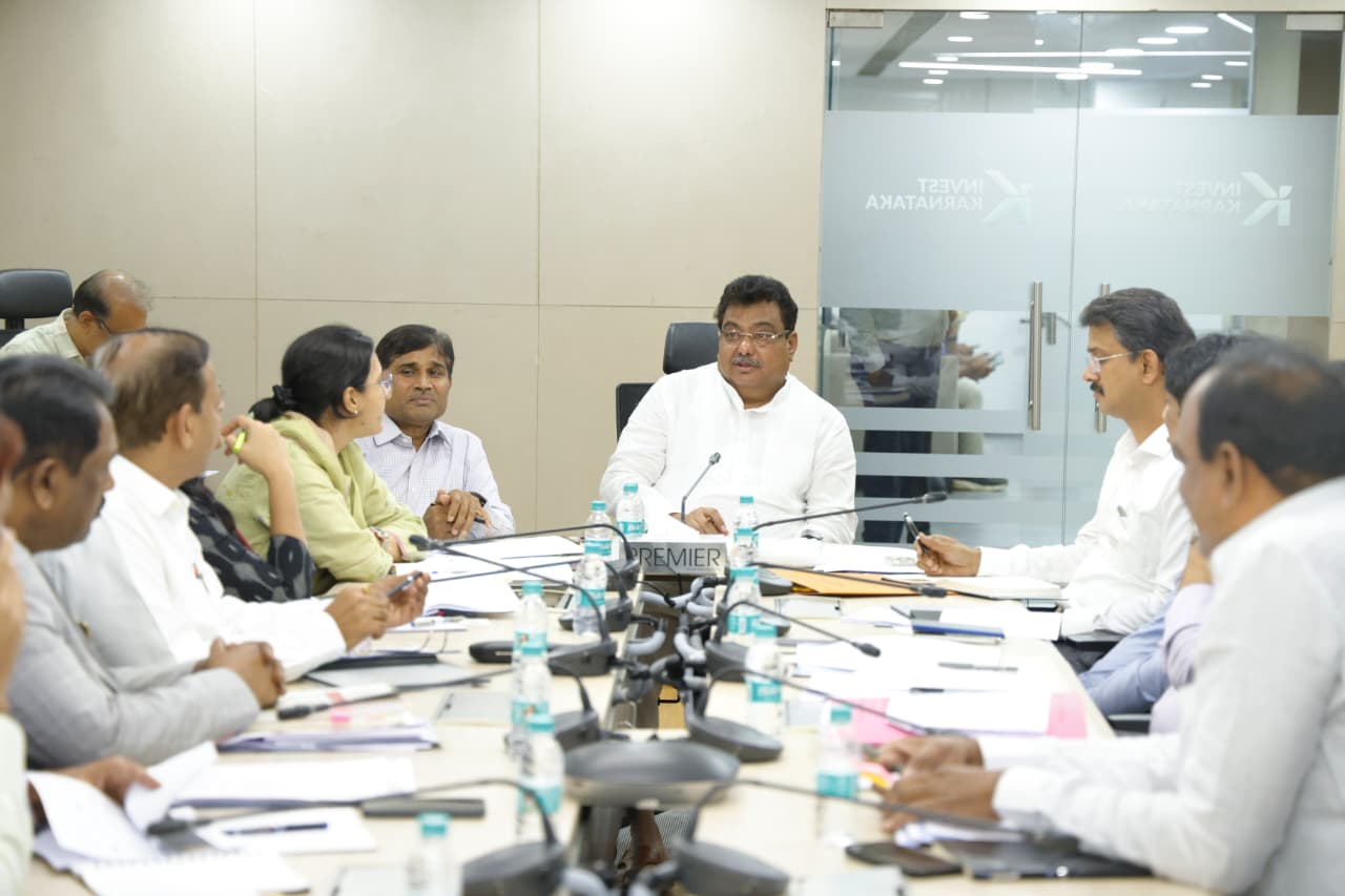 ಹೂಡಿಕೆ ಯೋಜನೆಗಳು ಹಾಗೂ ಉದ್ಯೋಗ ಸೃಷ್ಠಿಗೆ ಆದ್ಯತೆ