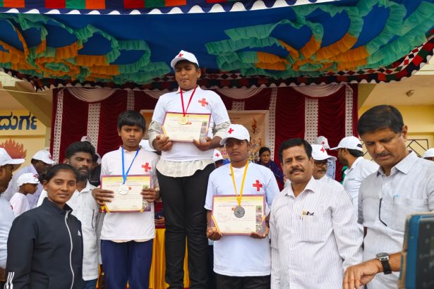 ಗುಂಡು ಎಸೆತ ಸ್ಪರ್ಧೆಯಲ್ಲಿ ಪ್ರಥಮ ಸ್ಥಾನ ಪಡೆದ ಯಲ್ಲದಕೆರೆ ಆರ್.ರಾಕೇಶ್