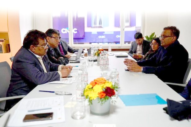 ಪ್ಲಾಸ್ಟಿಕ್ ರಹಿತ ಸ್ಥಿರ ವಸ್ತು ಉತ್ಪಾದನೆಗೆ ಆದ್ಯತೆ