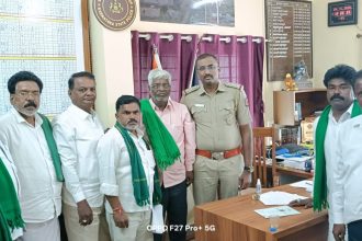 ಕಪ್ಪು ಪಟ್ಟಿ ಧರಿಸಿ ಧರಣಿ ಸತ್ಯಾಗ್ರಹ ತಾತ್ಕಾಲಿಕ ಮುಂದೂಡಿಕೆ