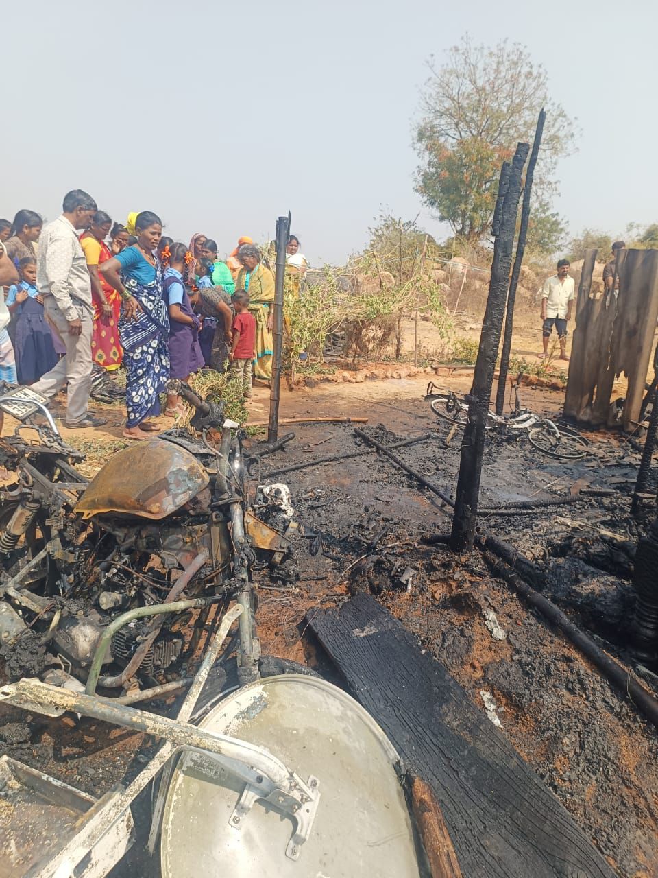 ಆಕಸ್ಮಿಕ ಬೆಂಕಿ ಅವಘಡ ಗುಡಿಸಲು ಭಸ್ಮ