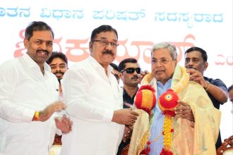 ದೇವರಾಜ್ ಅರಸು ದಾಖಲೆ ಮುರಿಯಲೆಂದು ರಾಜಕೀಯ ಮಾಡಿಲ್ಲ-ಸಿದ್ದರಾಮಯ್ಯ