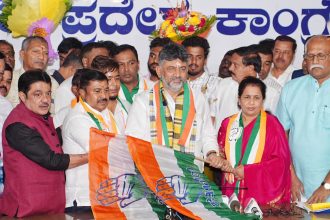 ಕಾಂಗ್ರೆಸ್ ಪಕ್ಷಕ್ಕೆ ಸೇರ್ಪಡೆಯಾದ ಜೆಡಿಎಸ್‌ಪಕ್ಷದ ಮುಖಂಡರು