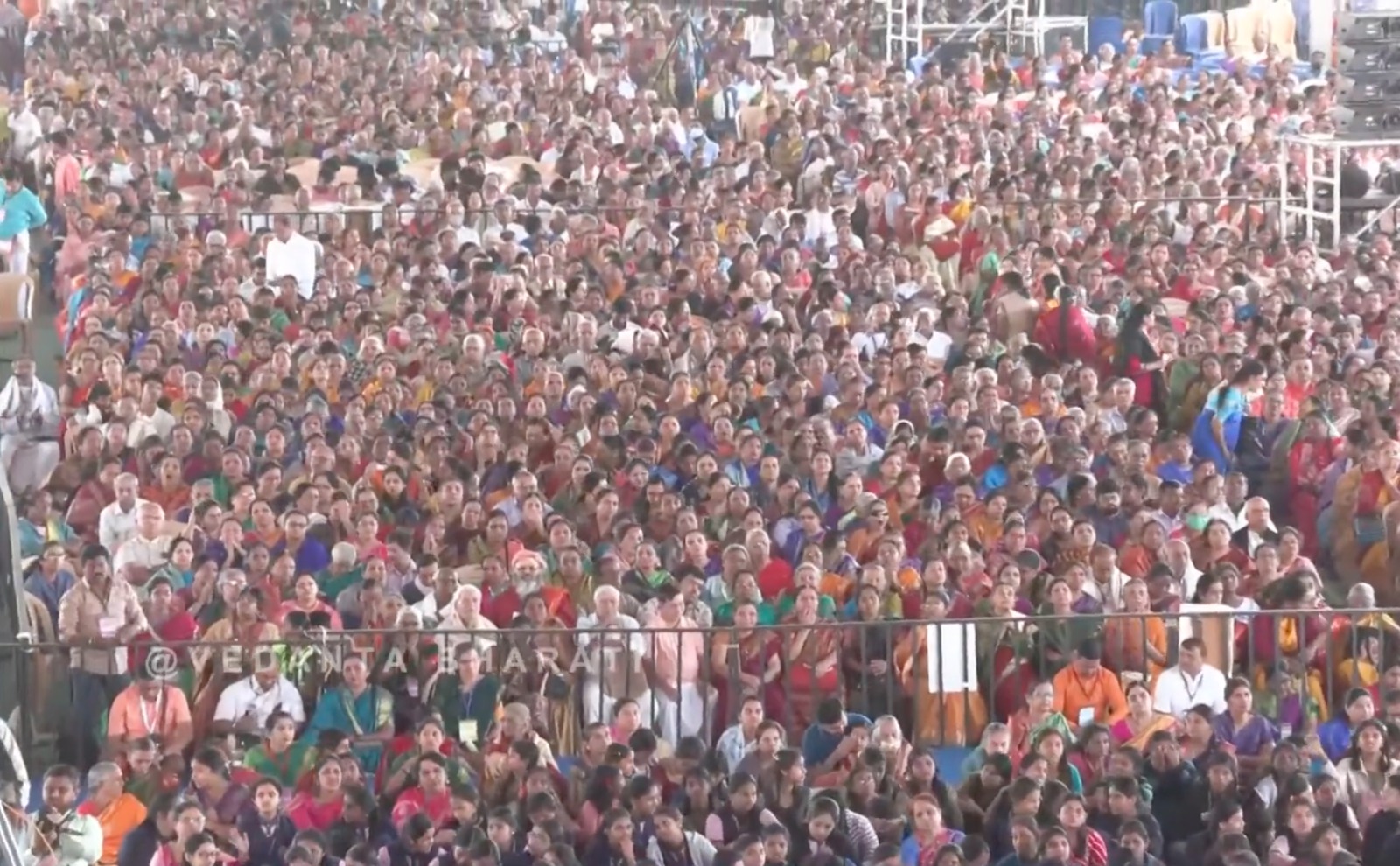 ಇಂದ್ರಿಯ ನಿಗ್ರಹಿಸುವುದೇ ನೈಜ ಜ್ಞಾನ: ಶೃಂಗೇರಿ ಸ್ವಾಮೀಜಿ