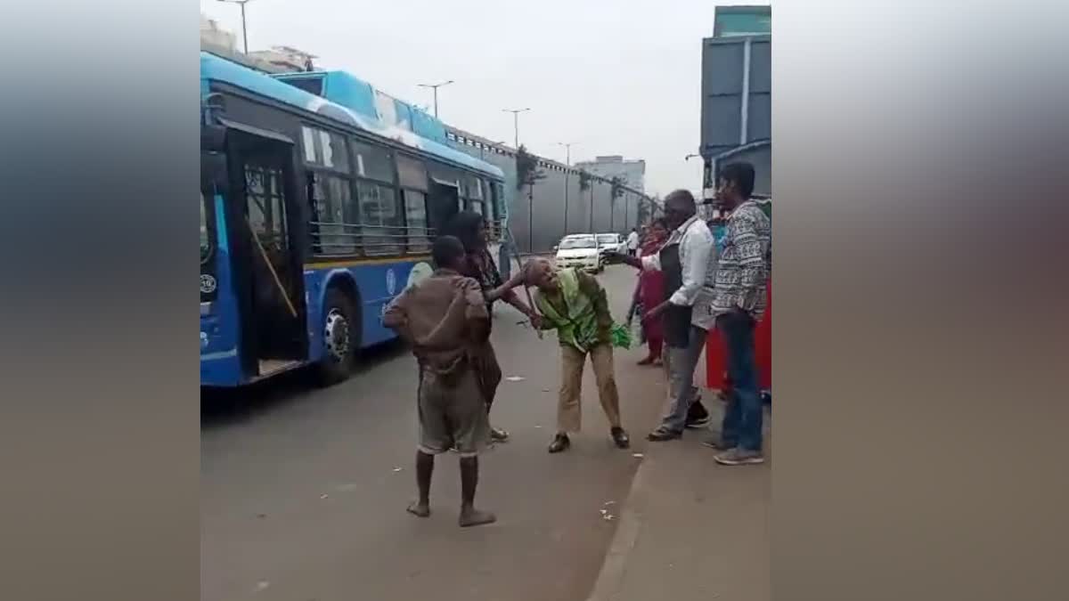 ಮಹಿಳಾ ಸಿಬ್ಬಂದಿ ಮೇಲೆ ಹಲ್ಲೆ ಮಾಡಿದ ಆರೋಪಿ ಮೋಹಿನಿ ಬಂಧನ