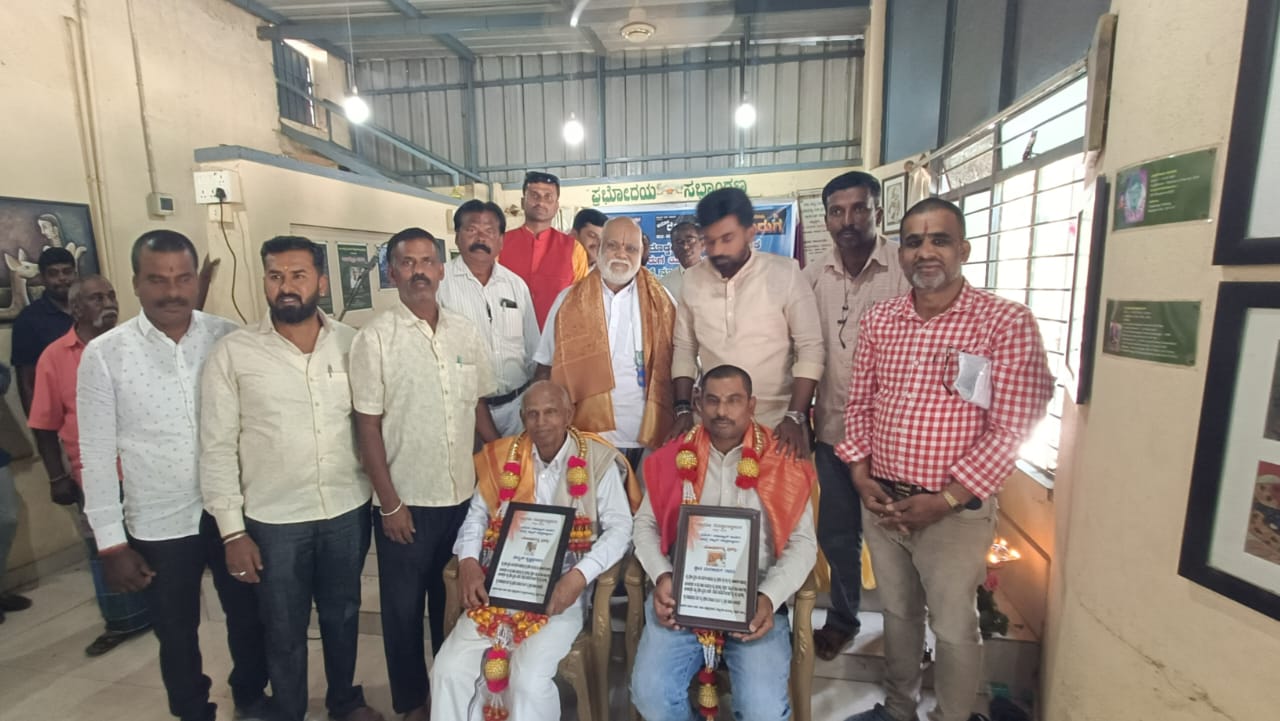 ದೇವಾಲಯಗಳ ಸ್ವಚ್ಛತಾ ಸಮಿತಿ ಸದಸ್ಯರಿಗೆ ಗೌರವ ಪುರಸ್ಕಾರ