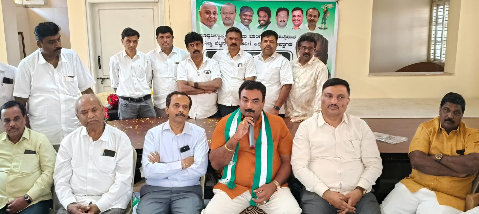 ಜೆಡಿಎಸ್ ಕಾರ್ಯಕರ್ತರಿಗೆ ಆಮಿಷ ಒಡ್ಡಿದರೆ ಸಹಿಸೋಲ್ಲ-ಕೆ.ವಿ.ಮಂಜುನಾಥ್