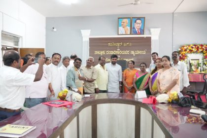 ರಾಷ್ಟ್ರೀಯ ಹಬ್ಬಗಳ ಆಚರಣಾ ಸಮಿತಿಯಿಂದ  ಸರ್ವಜ್ಞ ಜಯಂತಿ ಆಚರಣೆ