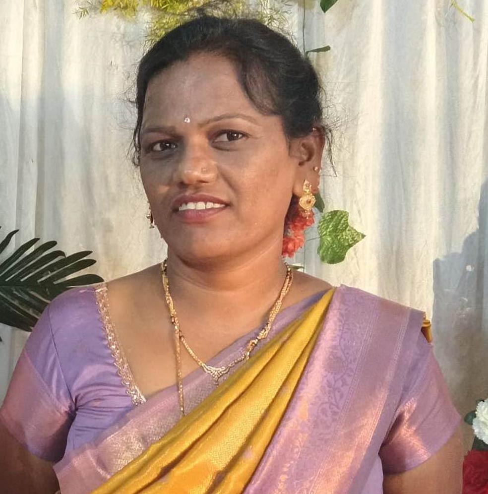 ಅಕ್ರಮ ಸಂಬಂಧ ಪತ್ನಿ ಆತ್ಮಹತ್ಯೆ