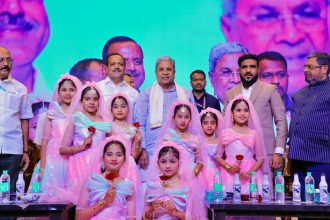 ತುಳು ಮತ್ತು ಬ್ಯಾರಿ ಭಾಷೆಗೆ ಲಿಪಿ ಇಲ್ಲ, ಕನ್ನಡದಲ್ಲೇ ನಿಮ್ಮತನ ಉಳಿದಿರುವುದು ಪ್ರಶಂಸನೀಯ-ಸಿಎಂ