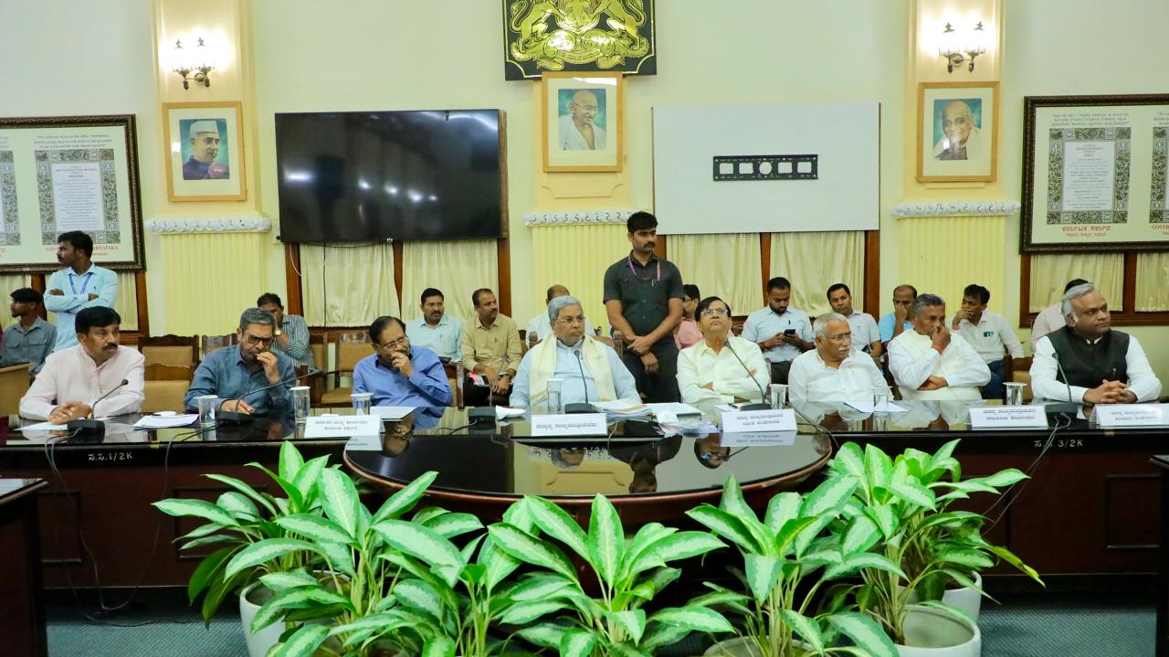 ಪರಿಶಿಷ್ಟ ಜಾತಿಯ ಶಾಸಕರುಗಳ ಜೊತೆ ಸಭೆ ಮಾಡಿದ ಸಿಎಂ