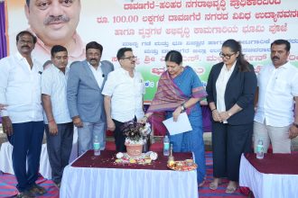 ವಿವಿಧ ಉದ್ಯಾನವನಗಳ ಅಭಿವೃದ್ಧಿ ಕಾಮಗಾರಿಗಳಿಗೆ ಚಾಲನೆ ನೀಡಿದ ಸಂಸದೆ ಡಾ.ಪ್ರಭಾ