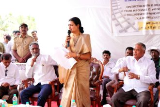 ಹೊಸ ರೈಲು ಮಾರ್ಗ ಸೇರಿ ವಿವಿಧ ಸೌಲಭ್ಯಕ್ಕಾಗಿ ಮನವಿ ಸಲ್ಲಿಸಿದ ಸಂಸದೆ ಡಾ.ಪ್ರಭಾ