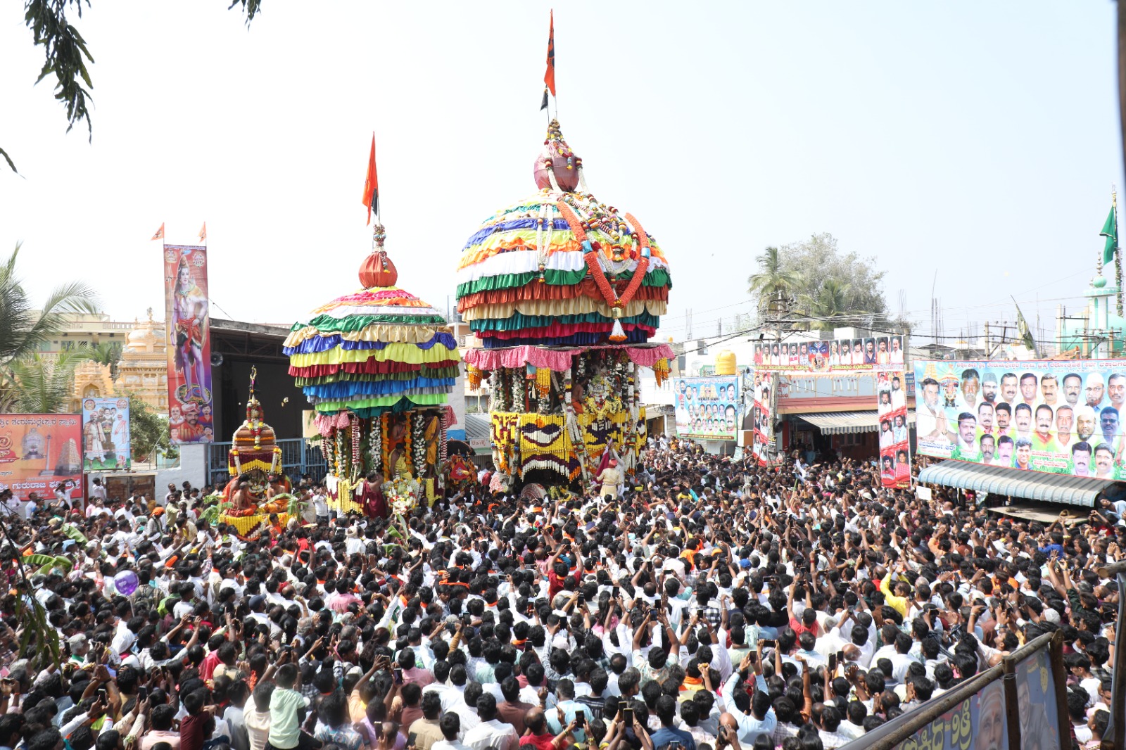 ಅದ್ಧೂರಿಯಾಗಿ ಜರುಗಿದ ತೇರುಮಲ್ಲೇಶ್ವರ ಸ್ವಾಮಿ ಬ್ರಹ್ಮ ರಥೋತ್ಸವ