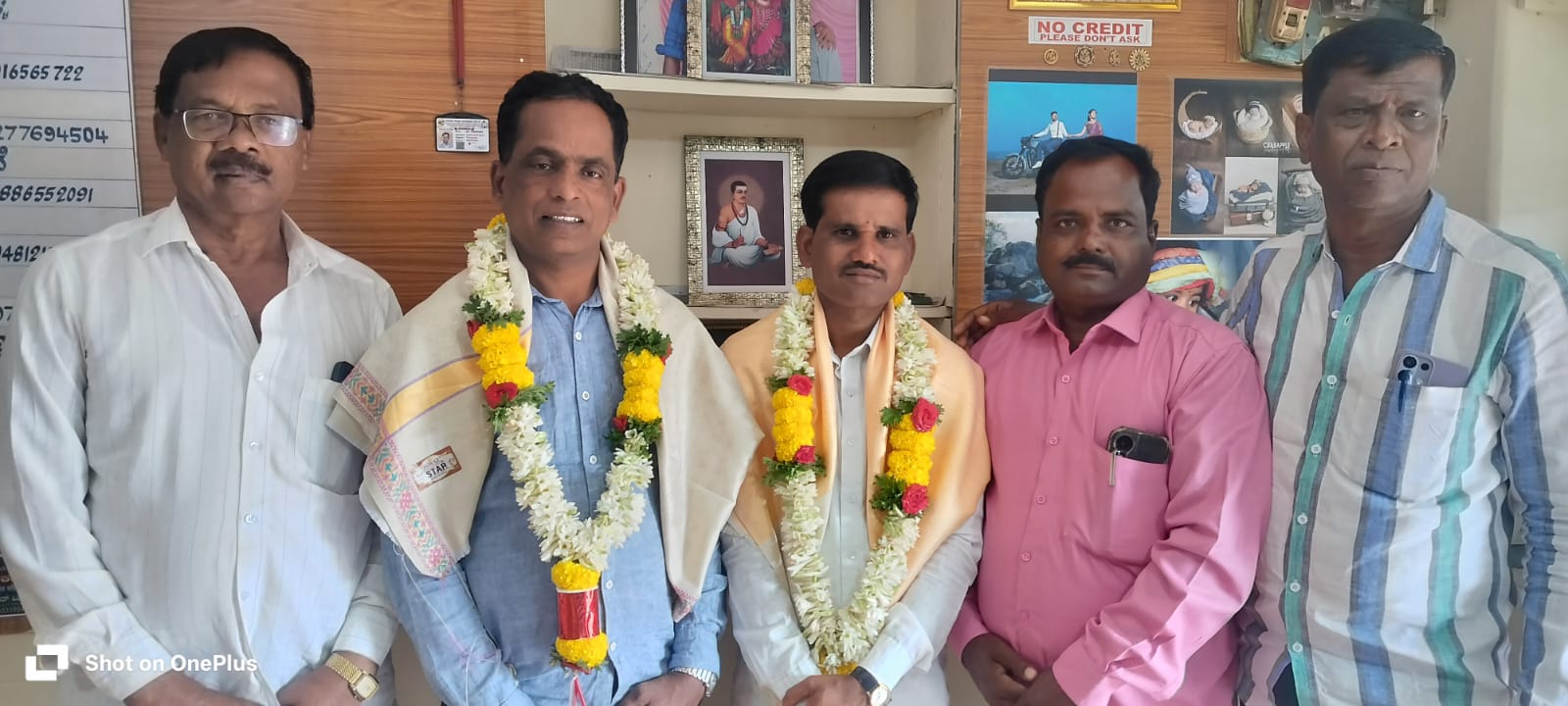 ಪತ್ರಕರ್ತ ಸಂಘದ ಅಧ್ಯಕ್ಷ ಗಿರಿಧರ, ಪ್ರಧಾನ ಕಾರ್ಯದರ್ಶಿ ಚಿದಾನಂದ್  ಇವರಿಗೆ ಸನ್ಮಾನ