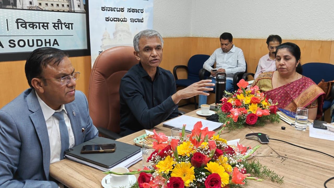 ಸ್ವಯಂ ಚಾಲಿತ ಮ್ಯುಟೇಷನ್ ವ್ಯವಸ್ಥೆ ಜಾರಿ- ಜಿಲ್ಲಾಧಿಕಾರಿ ವೆಂಕಟೇಶ್