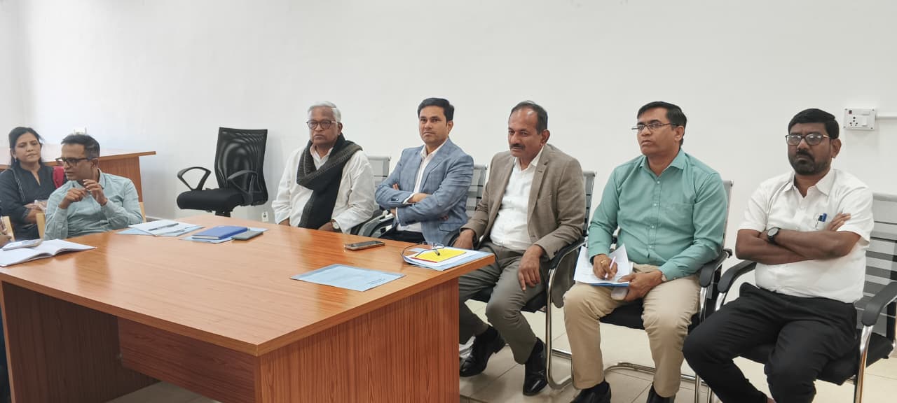 ವೈದ್ಯರು ರೋಗಿಗಳೊಂದಿಗೆ ಕನ್ನಡದಲ್ಲೇ ಸಂವಹನ ನಡೆಸಲಿ: ಡಾ.ಬಿಳಿಮಲೆ