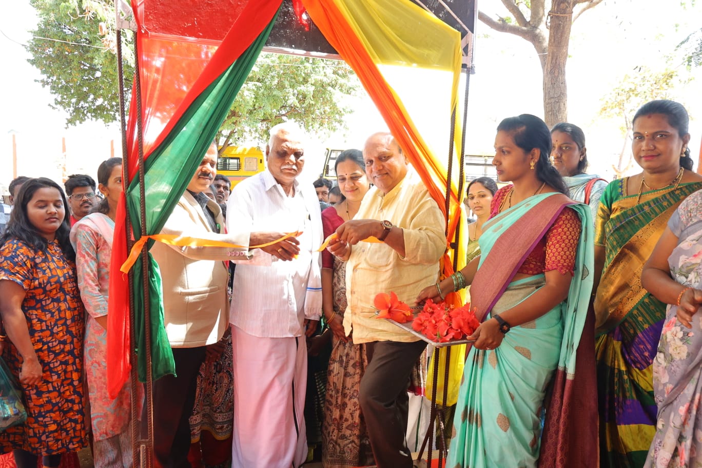 ಗಮನ ಸೆಳೆದ ಜೆಟ್ ಶಾಲೆಯ ಮಕ್ಕಳ ವಸ್ತು ಪ್ರದರ್ಶನ