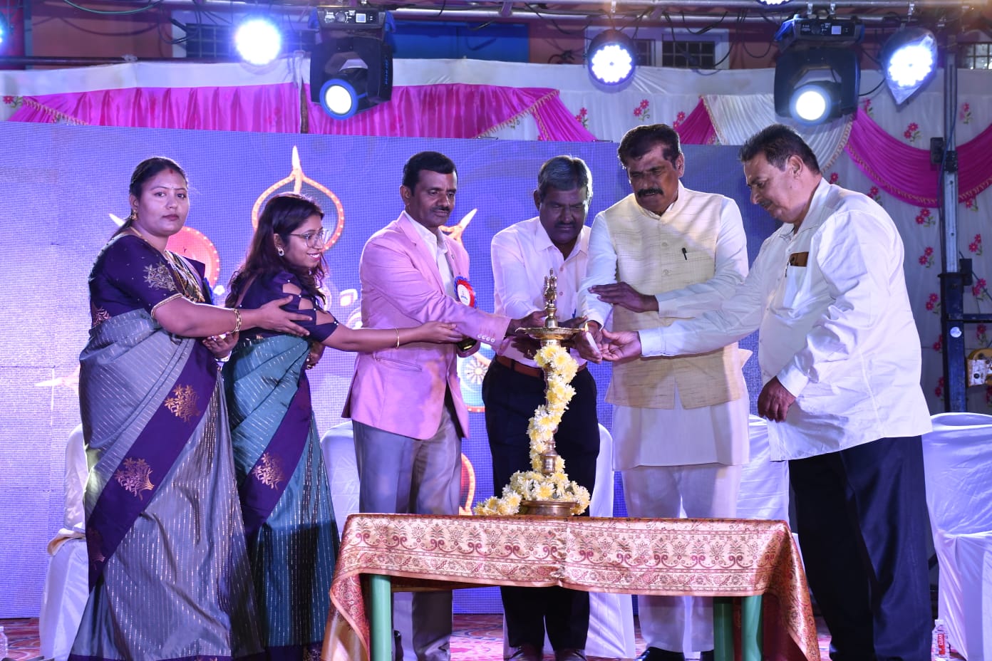 ಶಿಕ್ಷಣ ಎನ್ನುವುದು ತಲೆಗೆ ತುರುಕುವ ವಿಚಾರ ಅಲ್ಲ