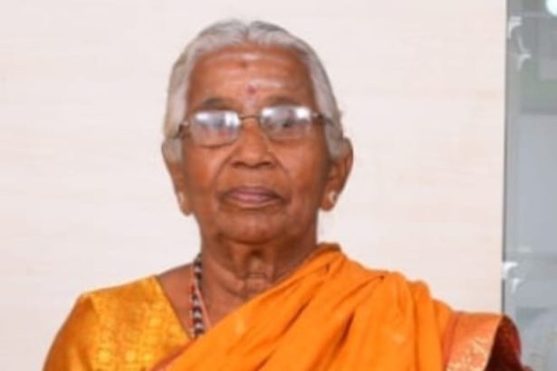 ಯೋಗ ಗುರು ಚಿನ್ಮಯಾನಂದ ಅವರ ತಾಯಿ ಇನ್ನಿಲ್ಲ