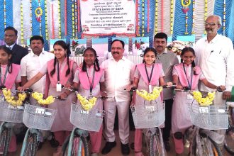 ಹೆಣ್ಣು ಮಕ್ಕಳ ಶಿಕ್ಷಣಕ್ಕೆ ಬೈಸಿಕಲ್ ಸಹಕಾರಿ-ಸಚಿವ ಸುಧಾಕರ್