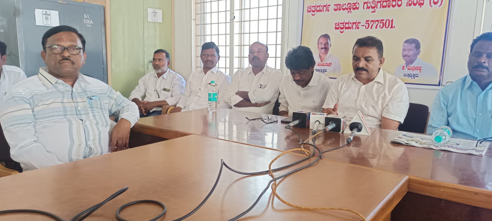 ಬಿಜೆಪಿ ಸರ್ಕಾರಕ್ಕಿಂತ ಕಾಂಗ್ರೆಸ್ ಸರ್ಕಾರದ ಹೆಚ್ಚು ಕಮಿಷನ್-ಮಂಜುನಾಥ್