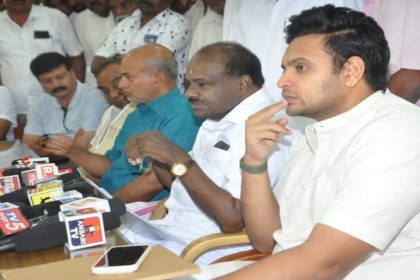 ರಾಜ್ಯವನ್ನು ದಿವಾಳಿ ಮಾಡುತ್ತಿರುವ ಸಿಎಂ ಸಿದ್ದರಾಮಯ್ಯ