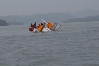 ಸಮುದ್ರದಲ್ಲಿ ಹೆಲಿಕಾಪ್ಟರ್ ಪತನ