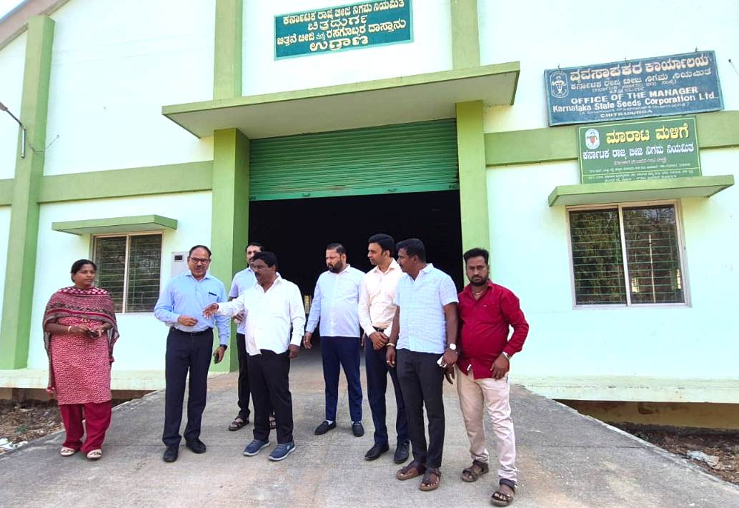 ಗೋದಾಮುಗಳಿಗೆ ರಾಜ್ಯ ಬೀಜ ನಿಗಮದ ಅಧ್ಯಕ್ಷ ಅಂಜಿನಪ್ಪ ದಿಢೀರ್ ಭೇಟಿ