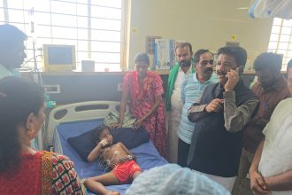 ಜೀವದ ಅಂಗು ತೊರೆದು ವಿದ್ಯಾರ್ಥಿನಿ ಜೀವ ಉಳಿಸಿದ ಶಿಕ್ಷಕ ರವಿಶಂಕರ್ ಗೆ ಕೋಟಿ ನಮನಗಳು-ರಘುಮೂರ್ತಿ