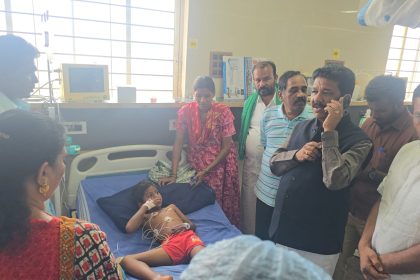 ಜೀವದ ಅಂಗು ತೊರೆದು ವಿದ್ಯಾರ್ಥಿನಿ ಜೀವ ಉಳಿಸಿದ ಶಿಕ್ಷಕ ರವಿಶಂಕರ್ ಗೆ ಕೋಟಿ ನಮನಗಳು-ರಘುಮೂರ್ತಿ