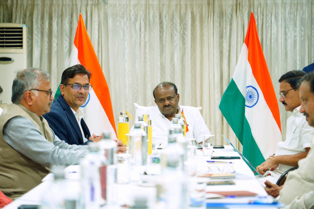 ಆರ್‌ಐಎನ್‌ಎಲ್ ಉತ್ಪಾದನಾ ಸಾಮರ್ಥ್ಯ ಹೆಚ್ಚಳಕ್ಕೆ ಕೇಂದ್ರ ಸಚಿವರಿಂದ ಕಟ್ಟುನಿಟ್ಟಿನ ಸೂಚನೆ